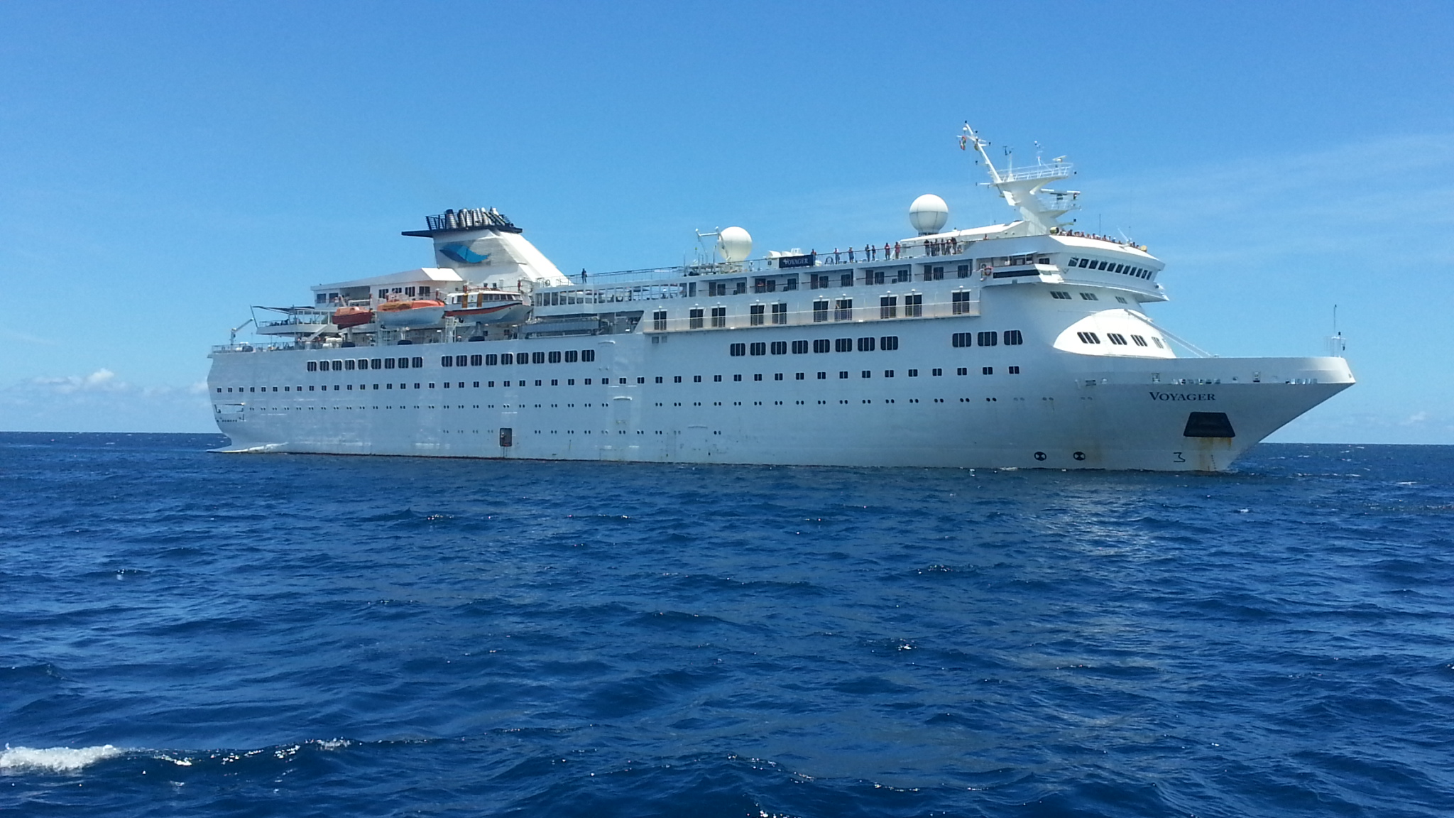 boat cruise in mauritius